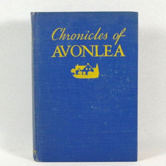 Chronicles of Avonlea by LM Montgomery 1945 Ryerson Press Canada Edition HC - Picture 1 of 9